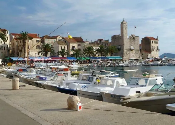 Picasso Appartamento Komiža